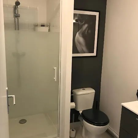 Magnifique Deux Pieces Mysecondhome Harfleur, Centre Historique, Wifi, Parking Apartman *